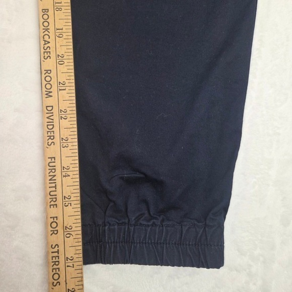Uniqlo EZY‎ Jogger Men's Pants Classic Navy SZ 31 Ankle Cuffed - Picture 3 of 8